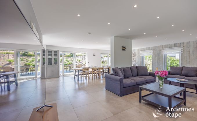 Maison de vacances � Saint L�ger pour 14 personnes en Ardenne