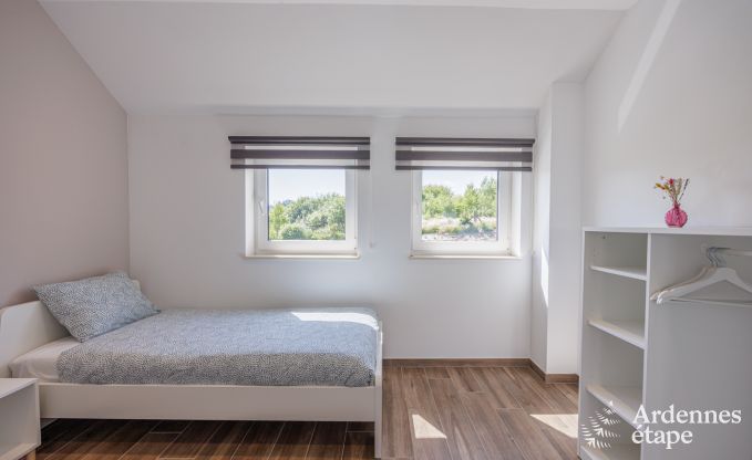 Maison de vacances � Saint L�ger pour 14 personnes en Ardenne