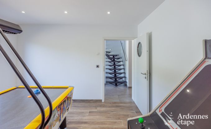 Maison de vacances � Saint L�ger pour 14 personnes en Ardenne