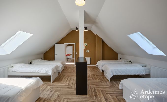 Grande maison de vacances Saint-Vith pour 23 personnes avec 6 chambres, sauna et grand jardin