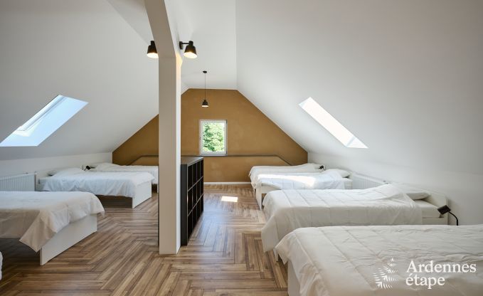 Grande maison de vacances Saint-Vith pour 23 personnes avec 6 chambres, sauna et grand jardin