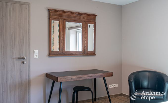 Maison de vacances familiale confortable avec piscine � Sainte-Ode, Ardenne