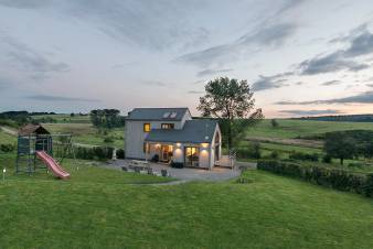 Maison de vacances pour 9personnes  Sainte-Ode en Ardenne