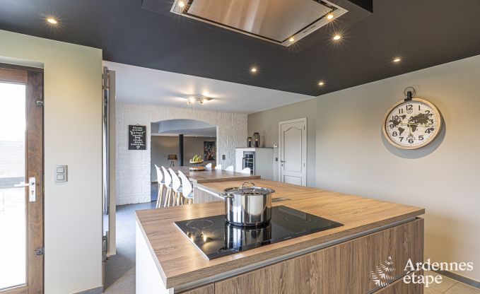 Villa � Sainte-Ode pour 14 personnes avec piscine, jacuzzi, sauna, bar et cin�ma