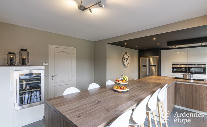 Villa � Sainte-Ode pour 14 personnes avec piscine, jacuzzi, sauna, bar et cin�ma