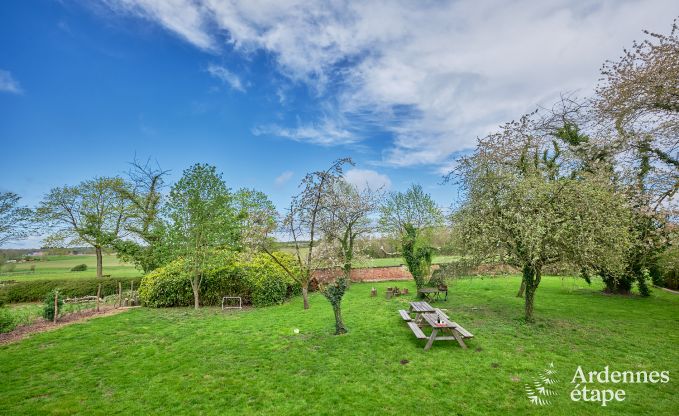 S�jour de charme dans la d�pendance d'un ch�teau � Sars-la-Bruy�re, Ardenne