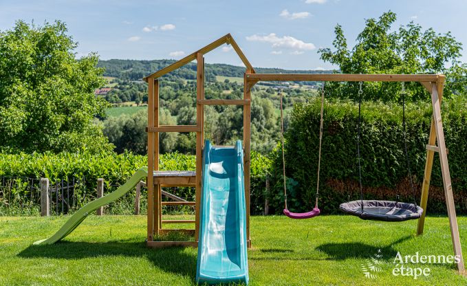 Maison de vacances Sippenaeken : charmant s�jour pour 15 personnes avec jacuzzi et jardin priv� en Ardenne