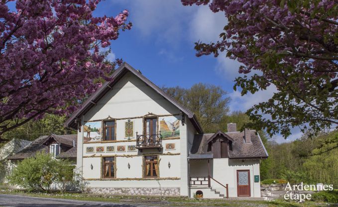 Maison de vacances � Sivry-Rance pour 14 personnes en Ardenne