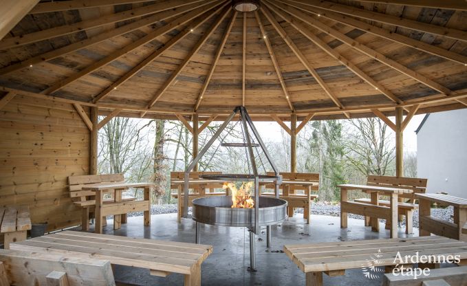 Maison de vacances � Somme-Leuze pour 20 personnes en Ardenne