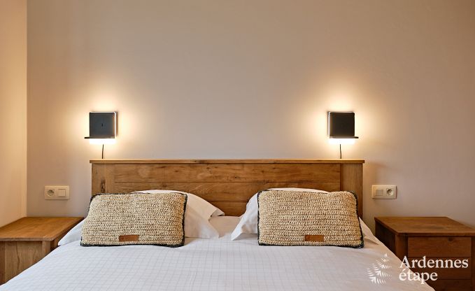 Villa ultramoderne  Somme-Leuze pour 12 personnes avec piscine intrieure, sauna et jardin priv