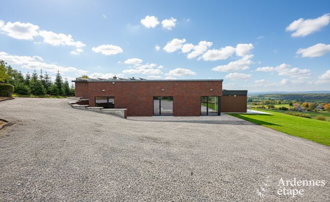 Villa ultramoderne  Somme-Leuze pour 12 personnes avec piscine intrieure, sauna et jardin priv