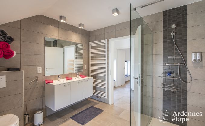 Maison de vacances � Somme-Leuze pour 12 personnes en Ardenne