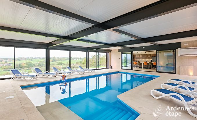 Villa ultramoderne  Somme-Leuze pour 12 personnes avec piscine intrieure, sauna et jardin priv