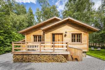 Beau chalet en bois à louer pour 2 à 4 adultes uniquement en Ardenne (Spa)