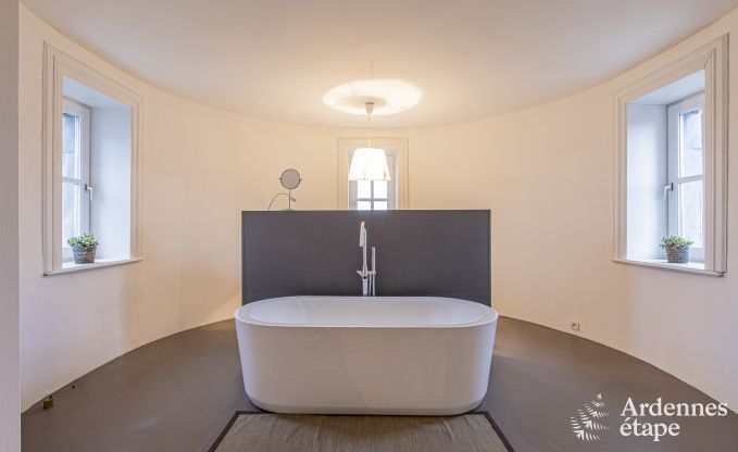 Ch�teau � Spa pour 32 personnes en Ardenne