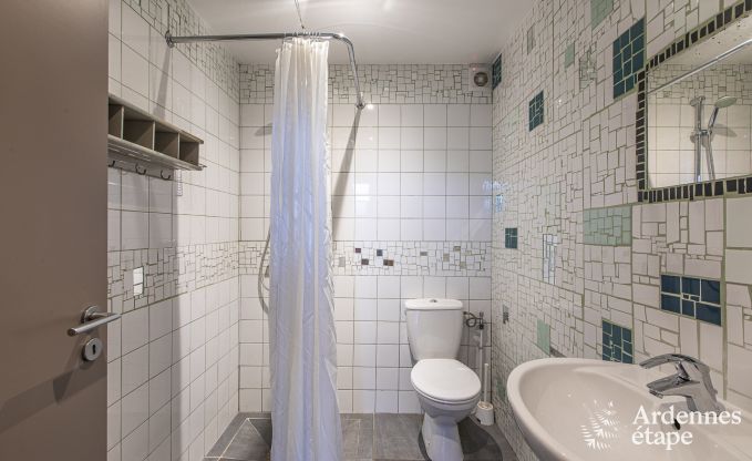 G�te insolite � Spa pour 24 personnes en Ardenne