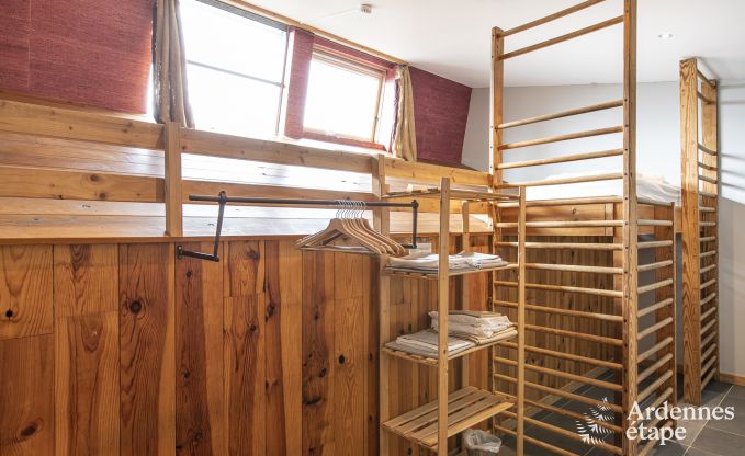 G�te insolite � Spa pour 24 personnes en Ardenne