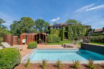 Maison de vacances charmante pour 4 à Spa avec sauna, piscine et barbecue