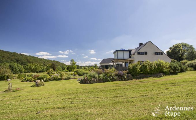 Villa de Luxe � Spa pour 13/14 personnes en Ardenne