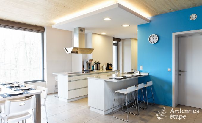 Spacieuse villa de luxe � Spa pour 15 personnes avec 5 chambres, sauna, piscine ext�rieure et jardin priv�