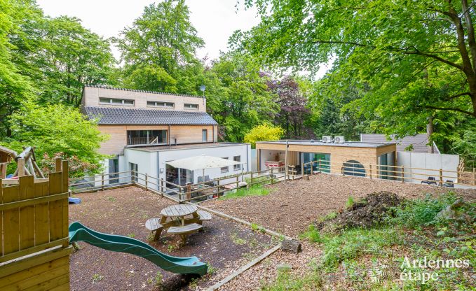 Spacieuse villa de luxe � Spa pour 15 personnes avec 5 chambres, sauna, piscine ext�rieure et jardin priv�