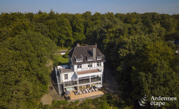 Villa de Luxe  Spa pour 22 personnes en Ardenne