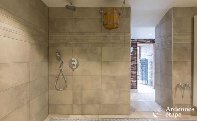 Villa de Luxe  Spa pour 22 personnes en Ardenne