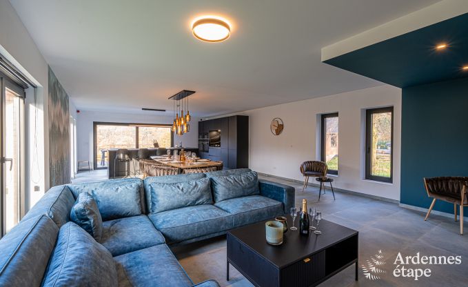 Maison de vacances haut de gamme en Ardenne : Sjour de luxe pour 10 personnes avec piscine, jacuzzi et proximit de Spa et Francorchamps