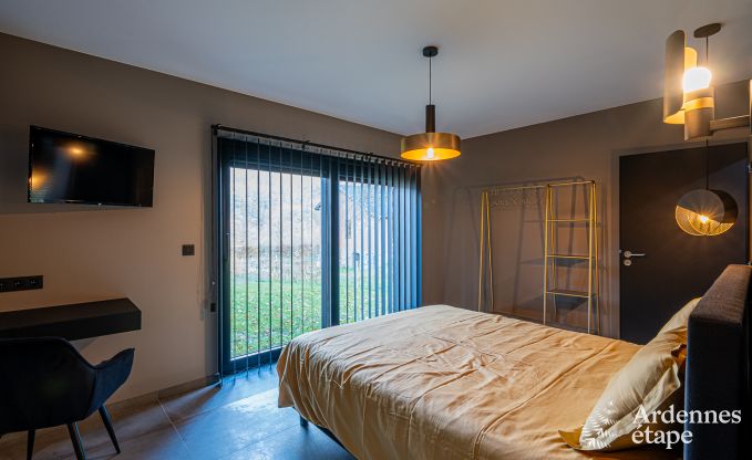 Maison de vacances haut de gamme en Ardenne : Sjour de luxe pour 10 personnes avec piscine, jacuzzi et proximit de Spa et Francorchamps