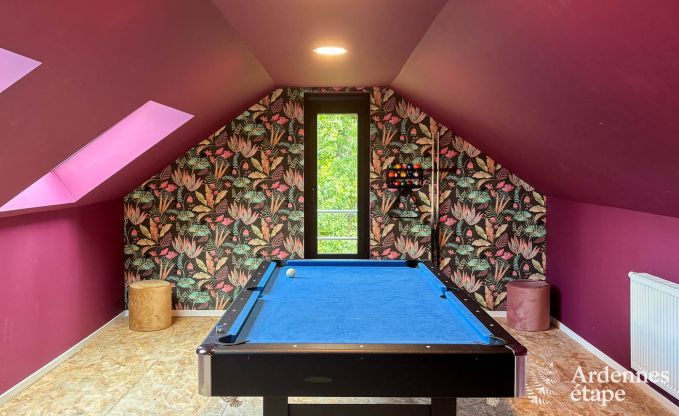 Maison de vacances haut de gamme en Ardenne : Sjour de luxe pour 10 personnes avec piscine, jacuzzi et proximit de Spa et Francorchamps