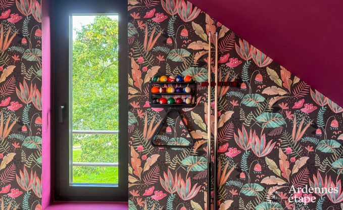 Maison de vacances haut de gamme en Ardenne : Sjour de luxe pour 10 personnes avec piscine, jacuzzi et proximit de Spa et Francorchamps