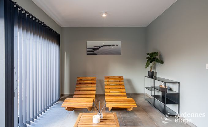 Maison de vacances haut de gamme en Ardenne : Sjour de luxe pour 10 personnes avec piscine, jacuzzi et proximit de Spa et Francorchamps