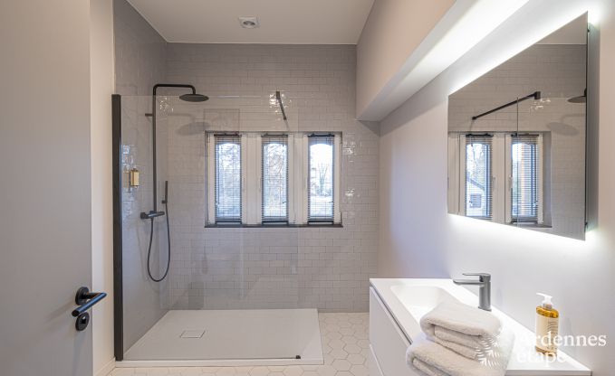 Villa de Luxe � Spa pour 18 personnes en Ardenne