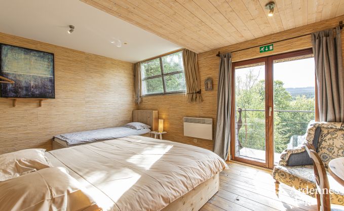 Gte insolite  Spa pour 24 personnes en Ardenne