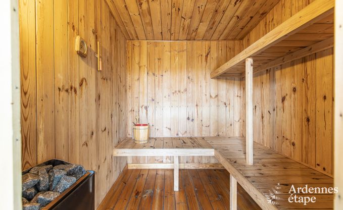 Gte insolite  Spa pour 24 personnes en Ardenne