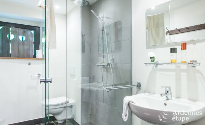 Maison de vacances � Spa pour 20 personnes en Ardenne