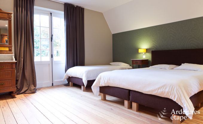 Villa de Luxe  Spa pour 14 personnes en Ardenne