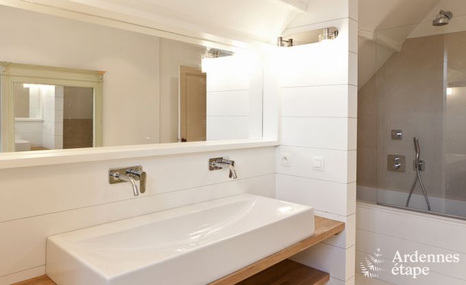 Villa de Luxe  Spa pour 14 personnes en Ardenne