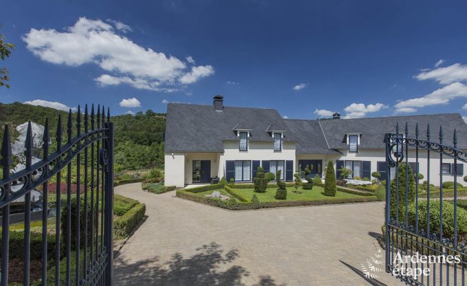 Villa de Luxe � Spa pour 13/14 personnes en Ardenne