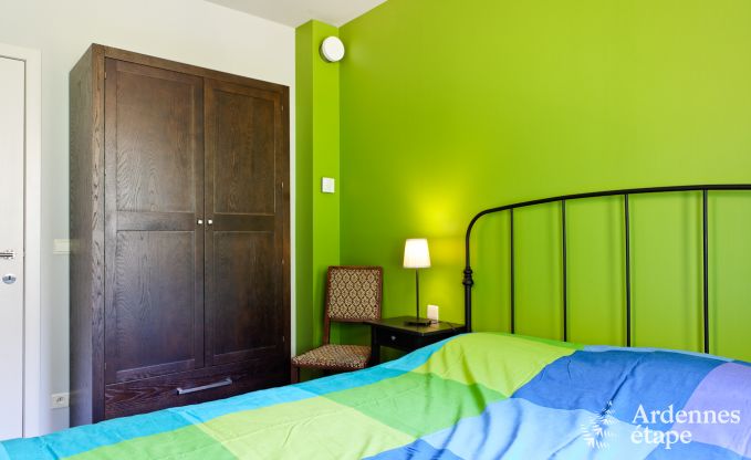 Spacieuse villa de luxe  Spa pour 15 personnes avec 5 chambres, sauna, piscine extrieure et jardin priv