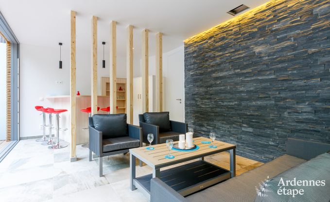 Spacieuse villa de luxe  Spa pour 15 personnes avec 5 chambres, sauna, piscine extrieure et jardin priv