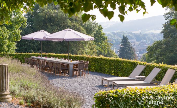 Chteau de luxe en Ardenne pour 28 personnes  Stavelot avec sauna, jacuzzi et aire de jeux