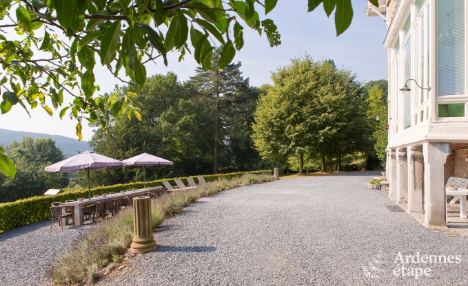 Chteau de luxe en Ardenne pour 28 personnes  Stavelot avec sauna, jacuzzi et aire de jeux