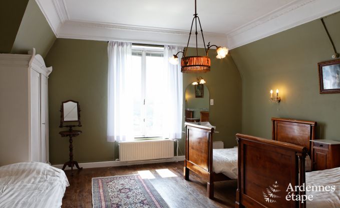 Ch�teau de luxe en Ardenne pour 28 personnes � Stavelot avec sauna, jacuzzi et aire de jeux