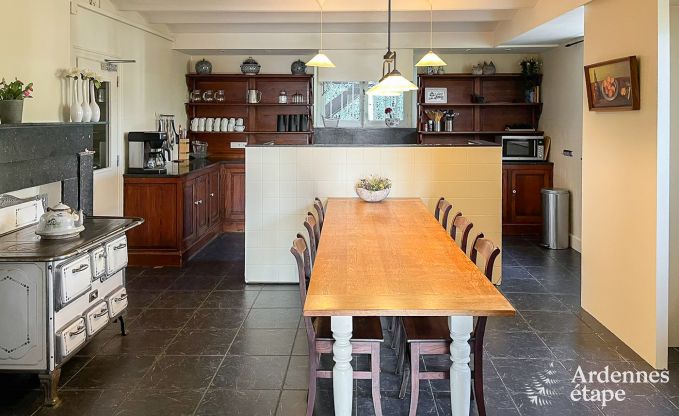 Ch�teau de luxe en Ardenne pour 28 personnes � Stavelot avec sauna, jacuzzi et aire de jeux