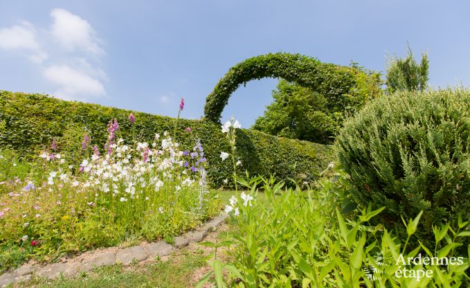 Gîte avec jardin fantastique et vue imprenable à louer en Ardenne