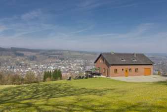 Maison de vacances 19 pers. avec vue panoramique sur Stavelot