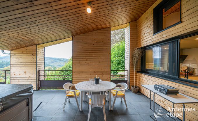Chalet pour 4 personnes  Stavelot avec jacuzzi, poele  pellets et terrasse prive
