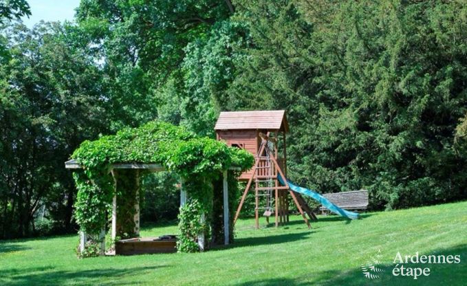 Chteau de luxe en Ardenne pour 28 personnes  Stavelot avec sauna, jacuzzi et aire de jeux