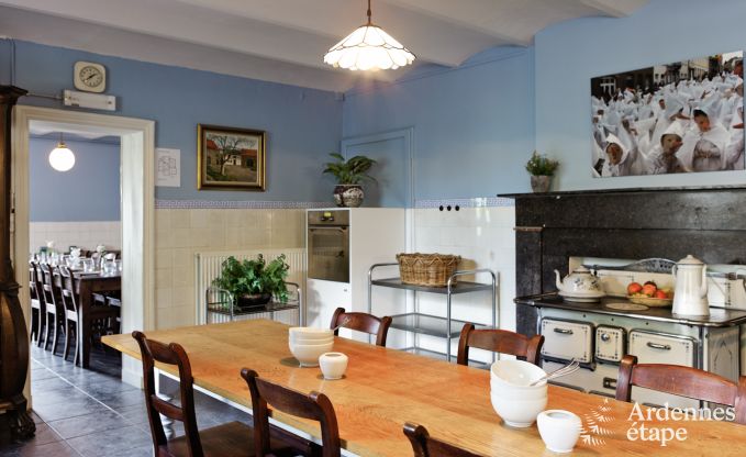 Chteau de luxe en Ardenne pour 28 personnes  Stavelot avec sauna, jacuzzi et aire de jeux